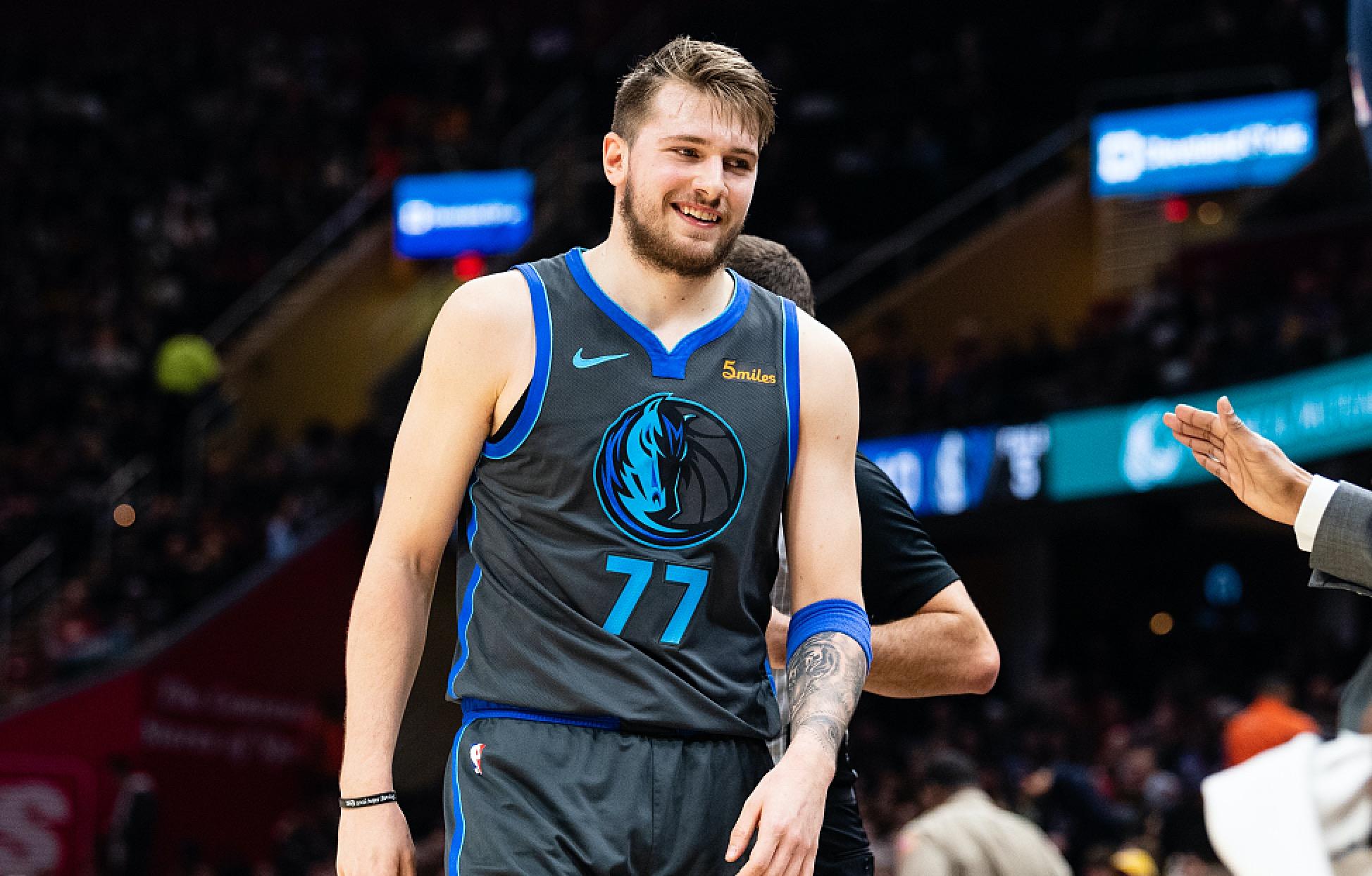 为观众们带 为观众们带